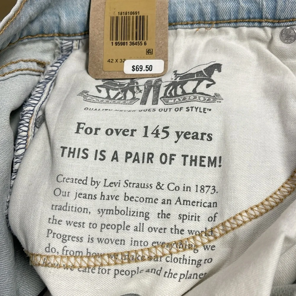 Levis ▪️new tags